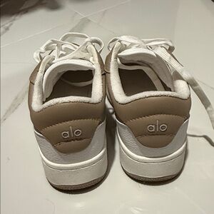 ALO Yoga Kids' Beige and White Sneakers